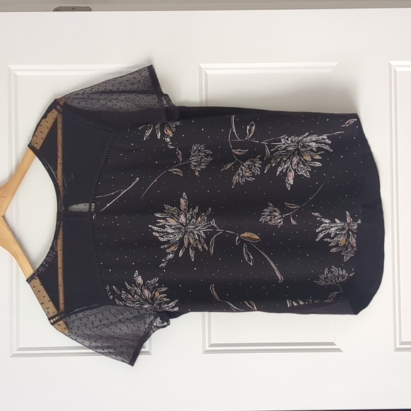 RW&Co, dark purple short sleeve top, size medium - Picture 1 of 4